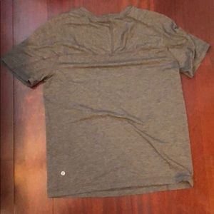 Lululemon men’s medium shirt